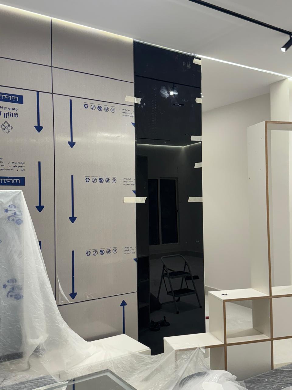 ابو قصي للزجاج السكريت